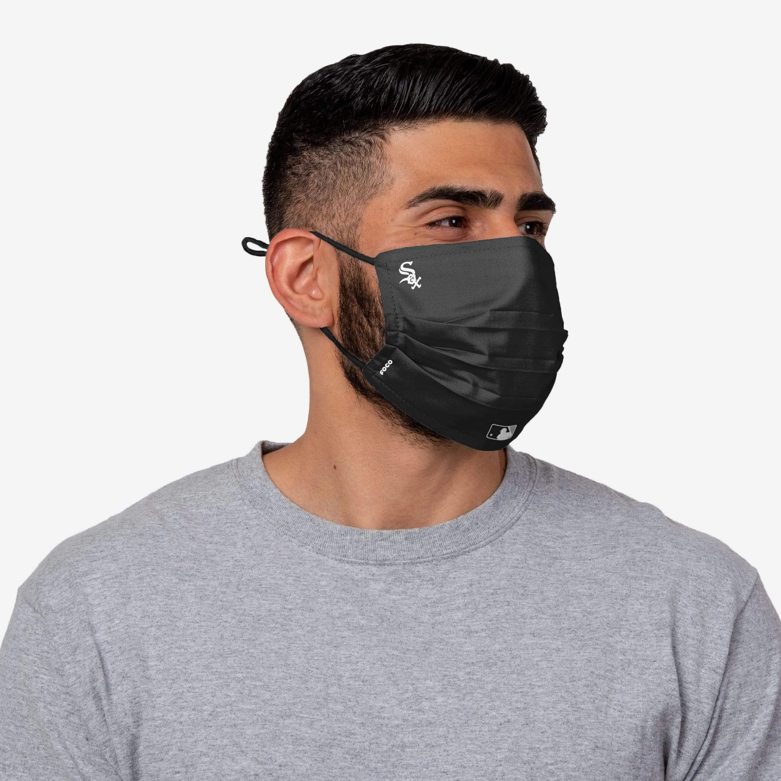 Chicago White Sox On-Field Gameday Adjustable Face Cover