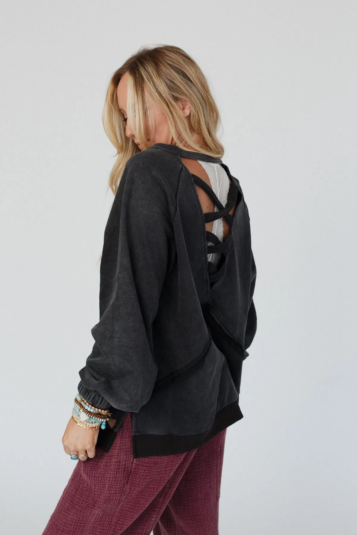 Crossed Paths Sweatshirt - Black