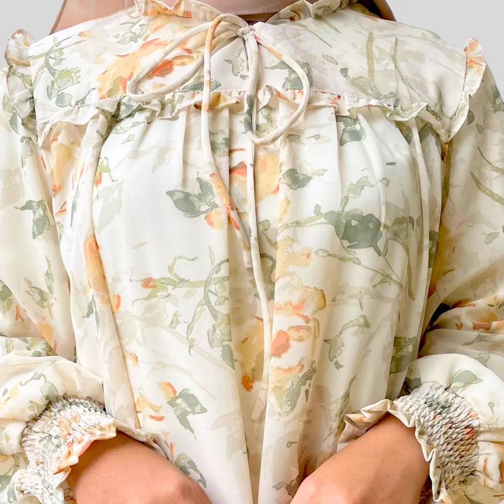 Daphne Set Blouse And Skirt