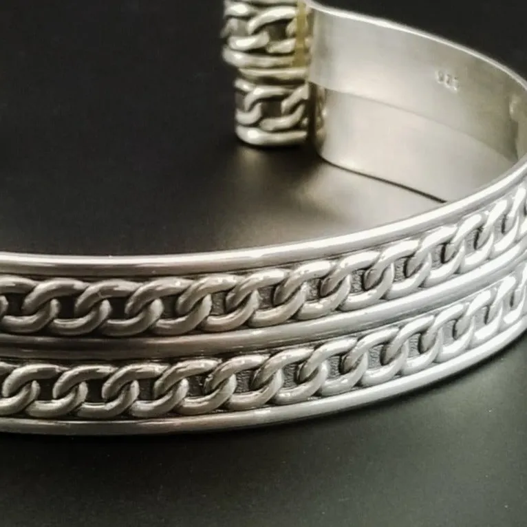 DONOVAN Submissive Handcuff Bracelets {Pair}