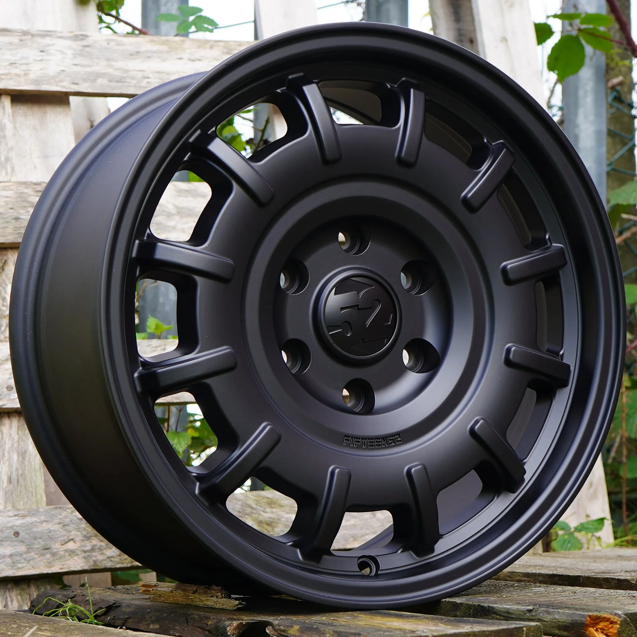 Fifteen52 Bundt SV 17" Wheel & Tyre Package for INEOS Grenadier (2023 )