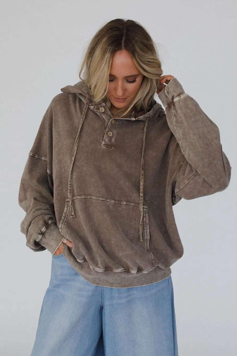 Janelle Peace Patch Sweatshirt Top - Coffee