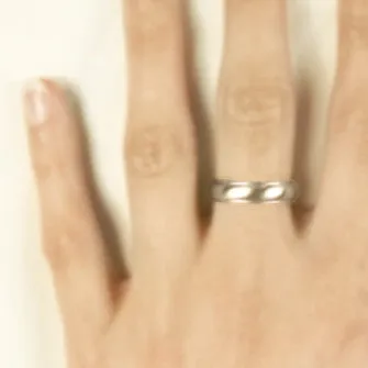 <!--RG546-->large half-round band with rails