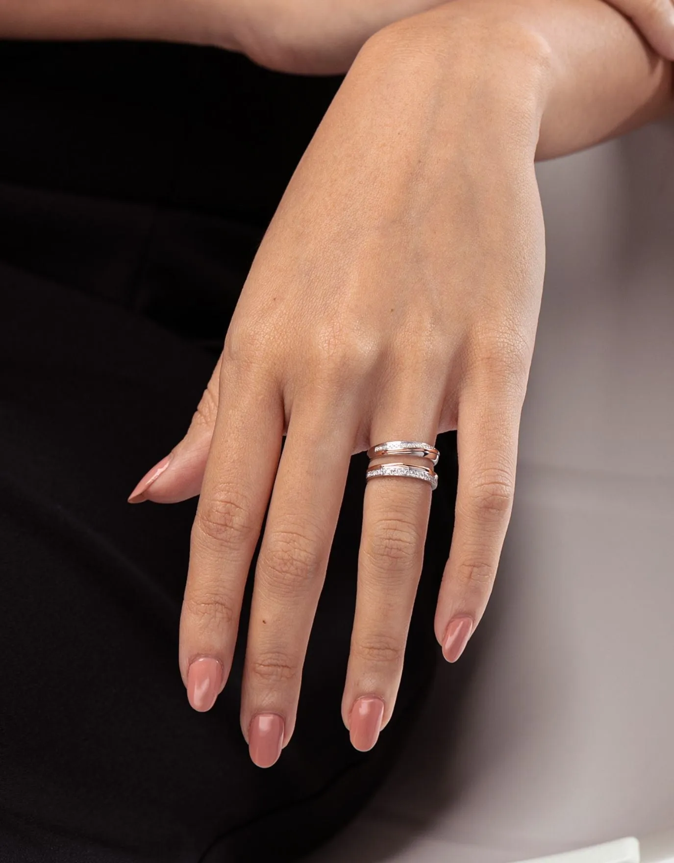 LVC Eterno Joy Diamond Wedding Band in Duo Tones