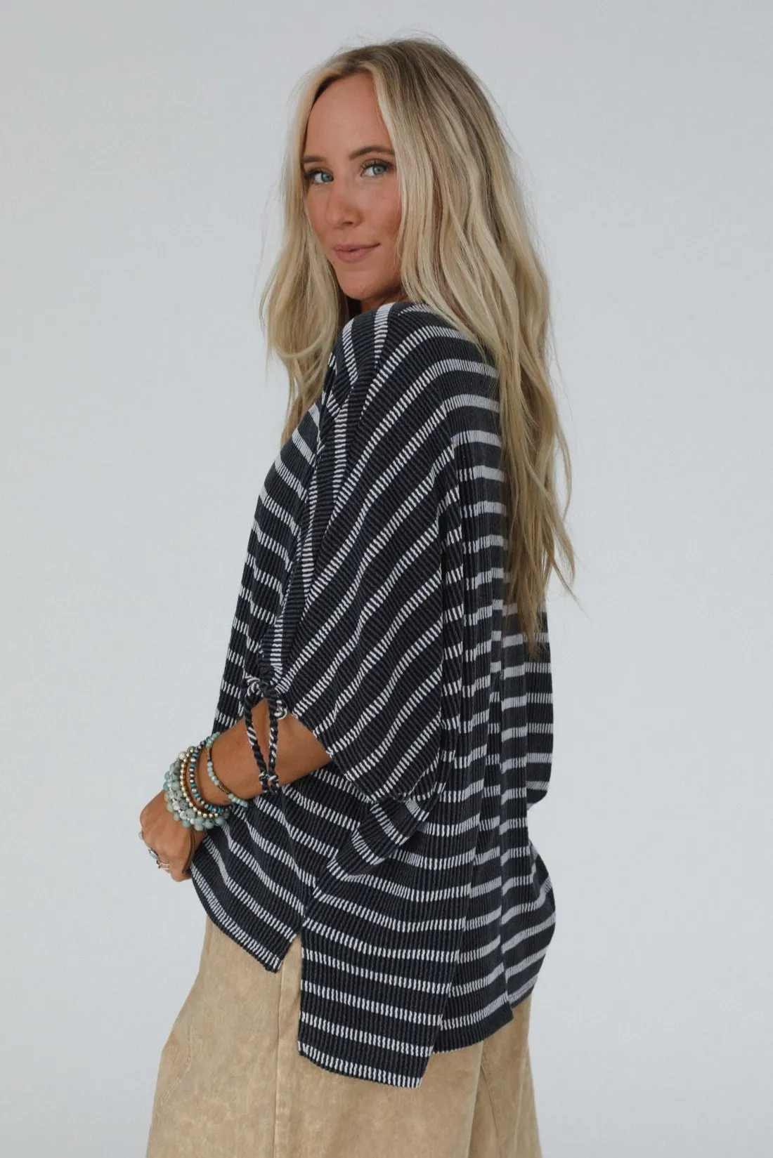 The Nest Little Lark Striped Puff Sleeve Tee - Charcoal