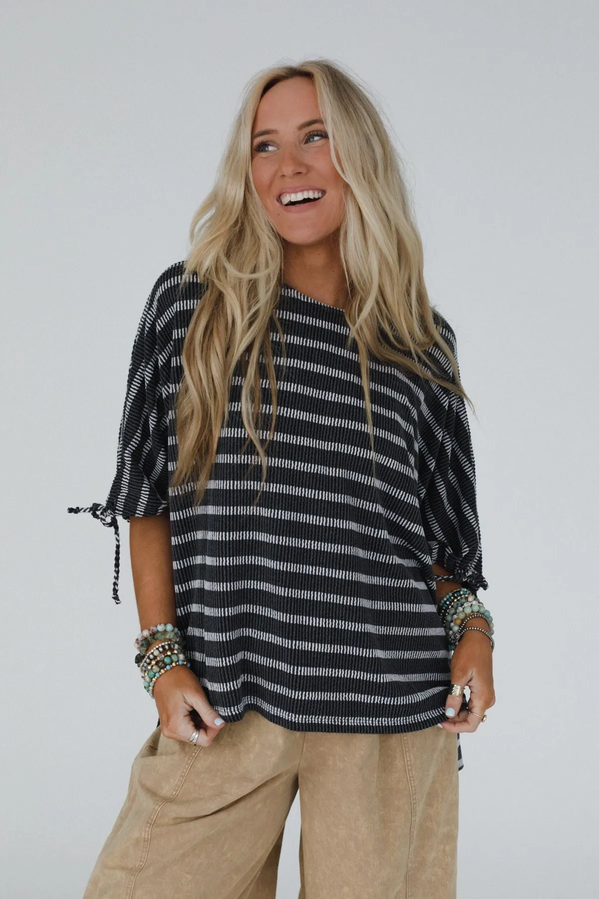 The Nest Little Lark Striped Puff Sleeve Tee - Charcoal