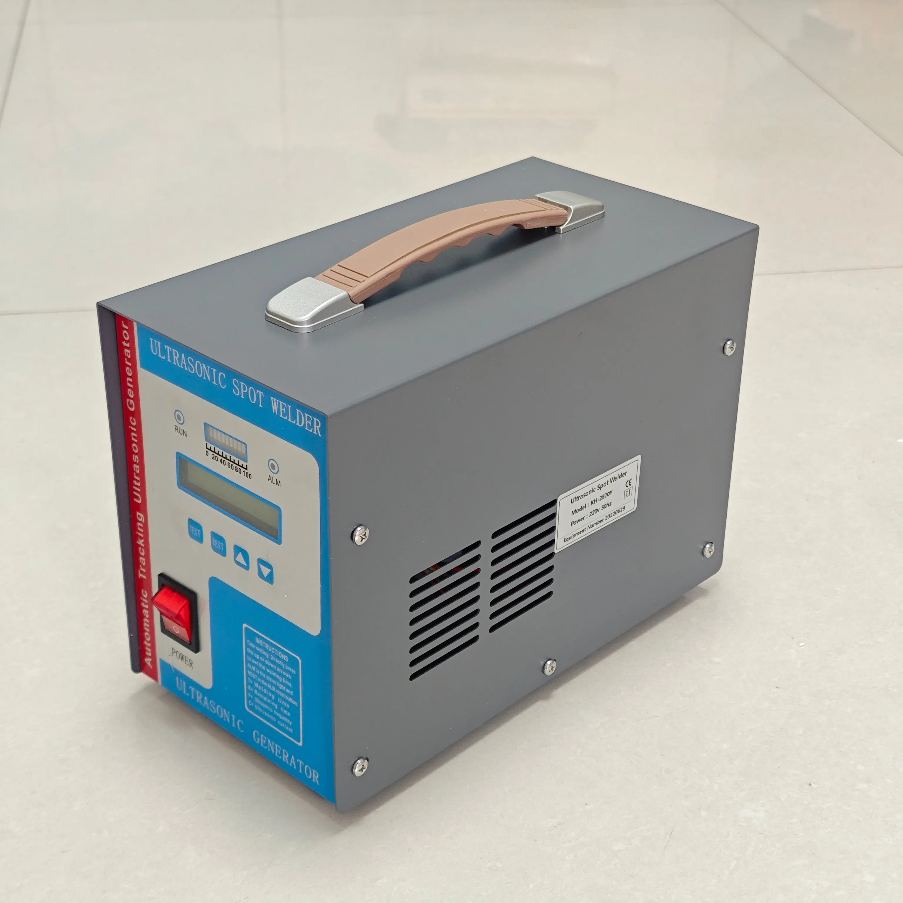 Ultrasonic Plastic spot Welding Machine 700W Spot Welder AC 110V/220V Ultrasonic Welding Equipment car body repair